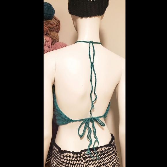 Turquoise crochet star handmade halter crop top - Picture 3 of 4